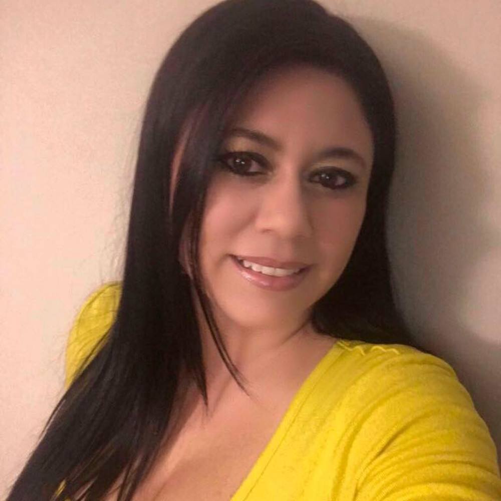 Meet your Posher, Leticia